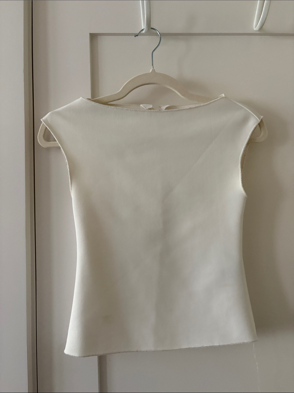 H&M Cream Cap-Sleeve Tank Top